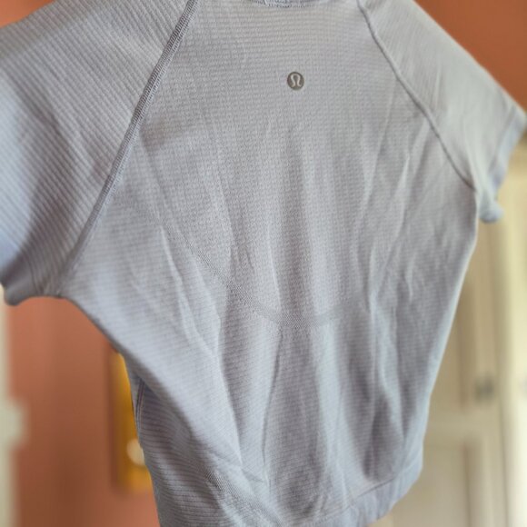 Lululemon top - Picture 3 of 5